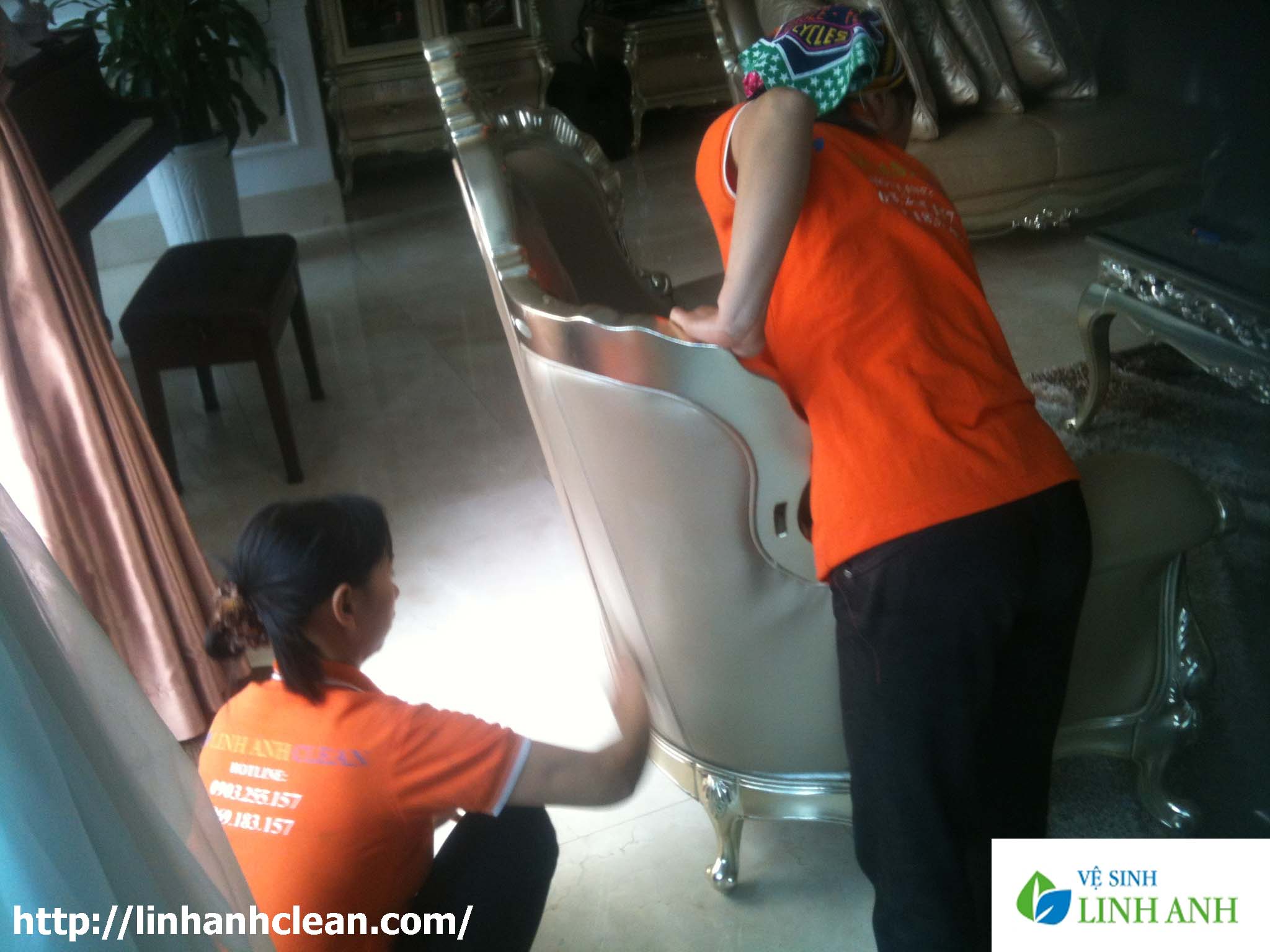 Hướng dẫn vệ sinh ghế sofa da tại nhà dễ dàng